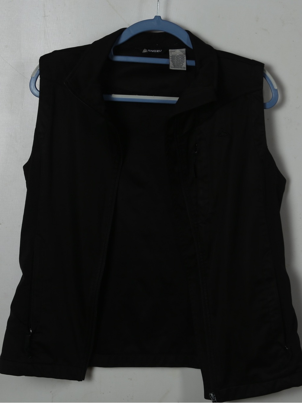 Snozu Women's Black Softshell Vest